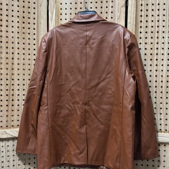 NWT Steve Madden Ladies' Faux Leather Blazer - Picture 6 of 8